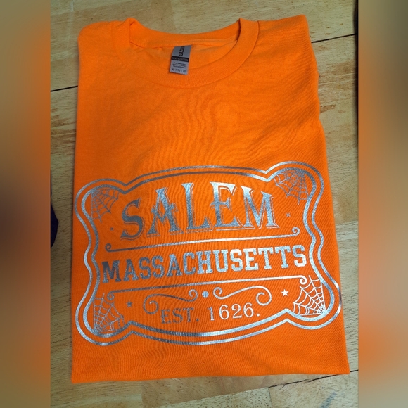 Unisex Halloween Shirts - Picture 1 of 3